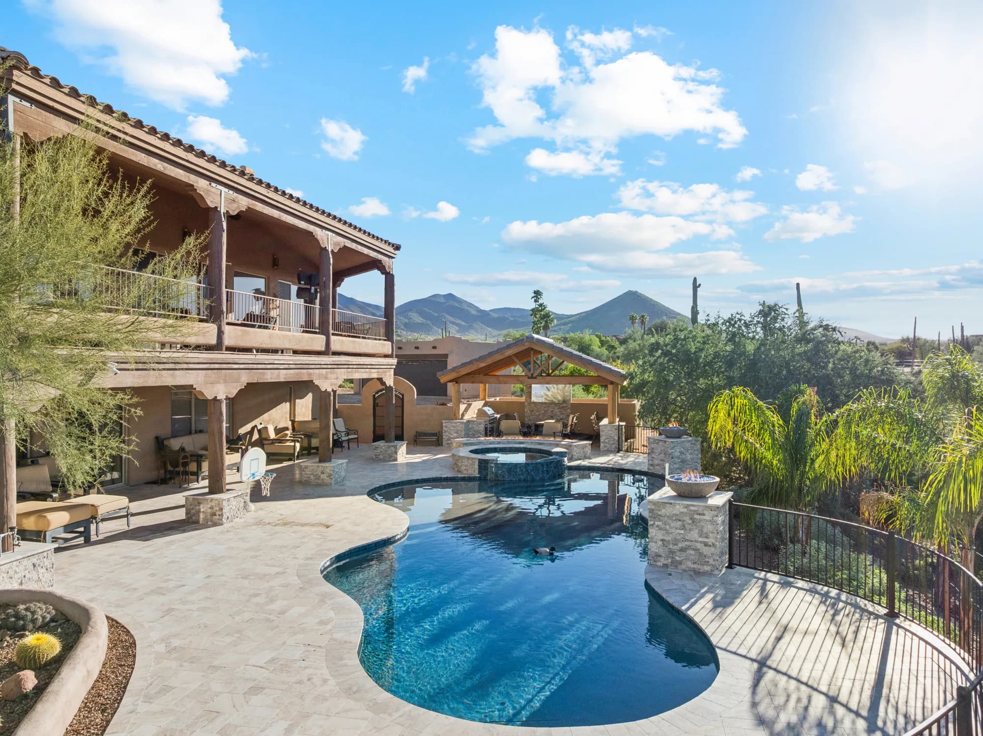 Hegenes Residence